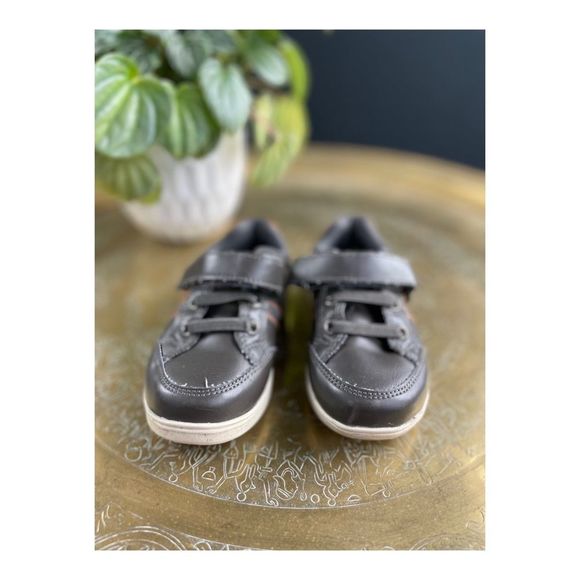 Smart Fit Faux Leather Sneakers Sz 7 Brown Non-Marking Soles - Picture 5 of 11